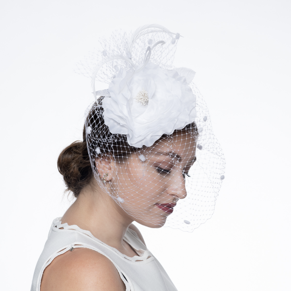 5710, white fascinator