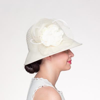 Winter White Wool Felt Velvet Cin Bow Hat 400799